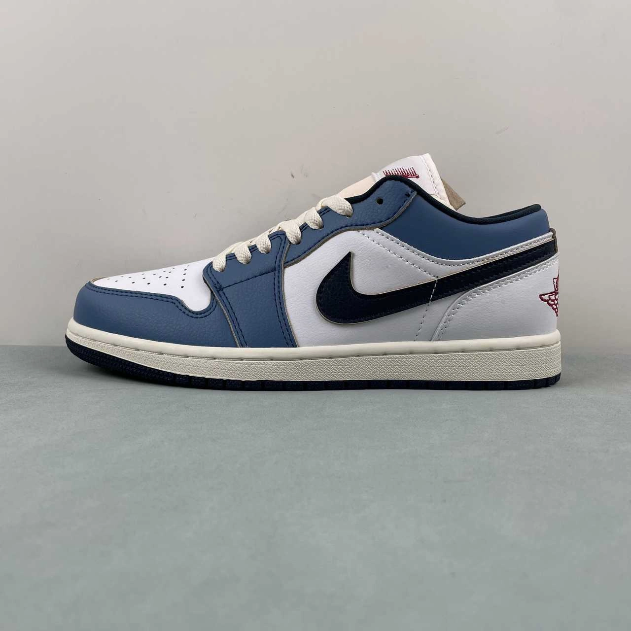 Air Jordan 1 Low SE Armory Navy White Aegean Storm HM3711-144 Classic sneakers
