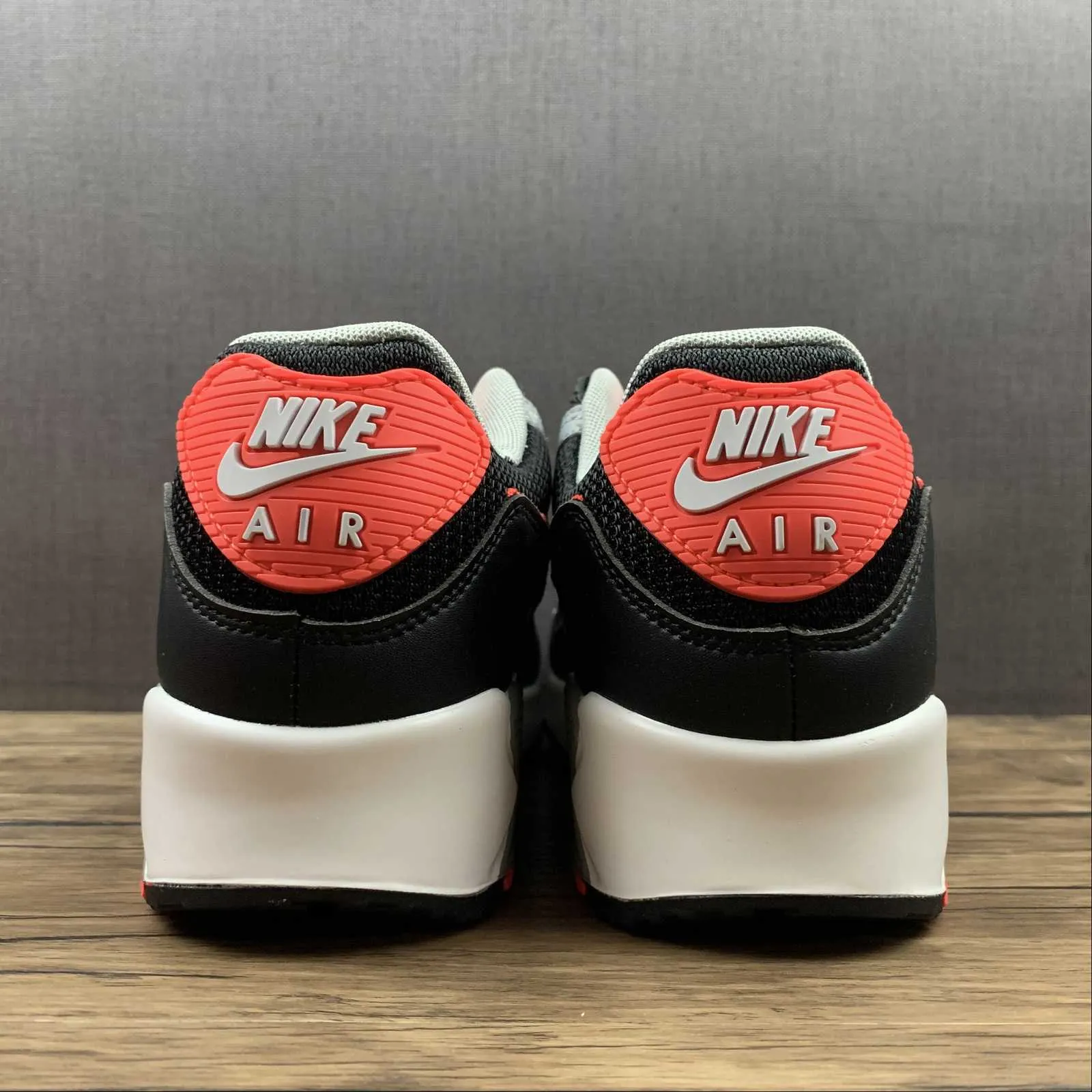 carbon - fiber - plate shoes for long - distance Air Max 90 Black Radiant Red Wolf Grey White CZ4222-001