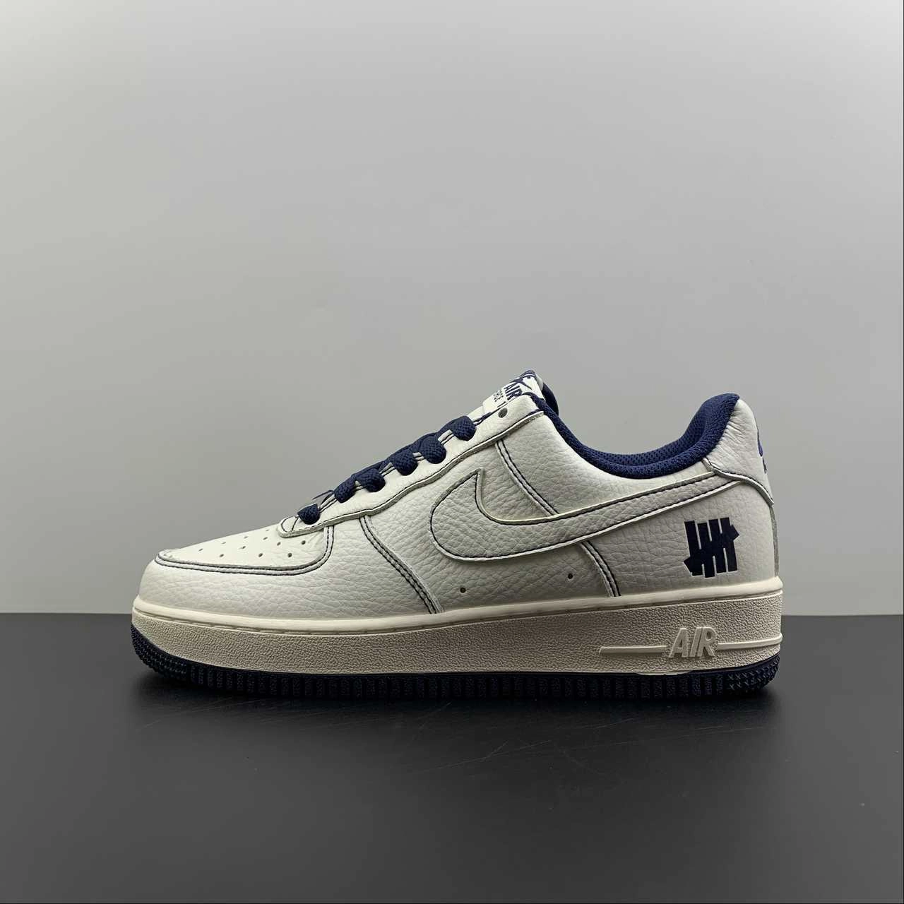 Traction Sole Lifestyle Gear Undefeated x Air Force 1 Low Beige Dark Blue UN1315-800