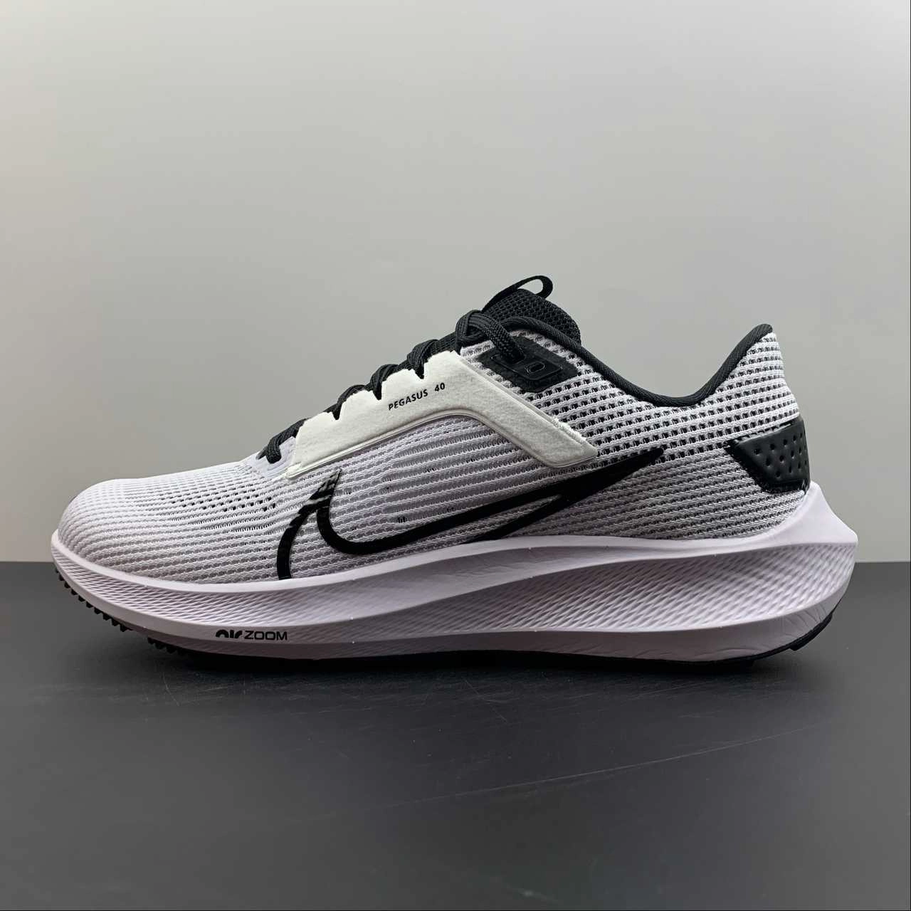 Air Zoom Pegasus 40 White Black DV3854-102 Foam Comfort Light Fabric