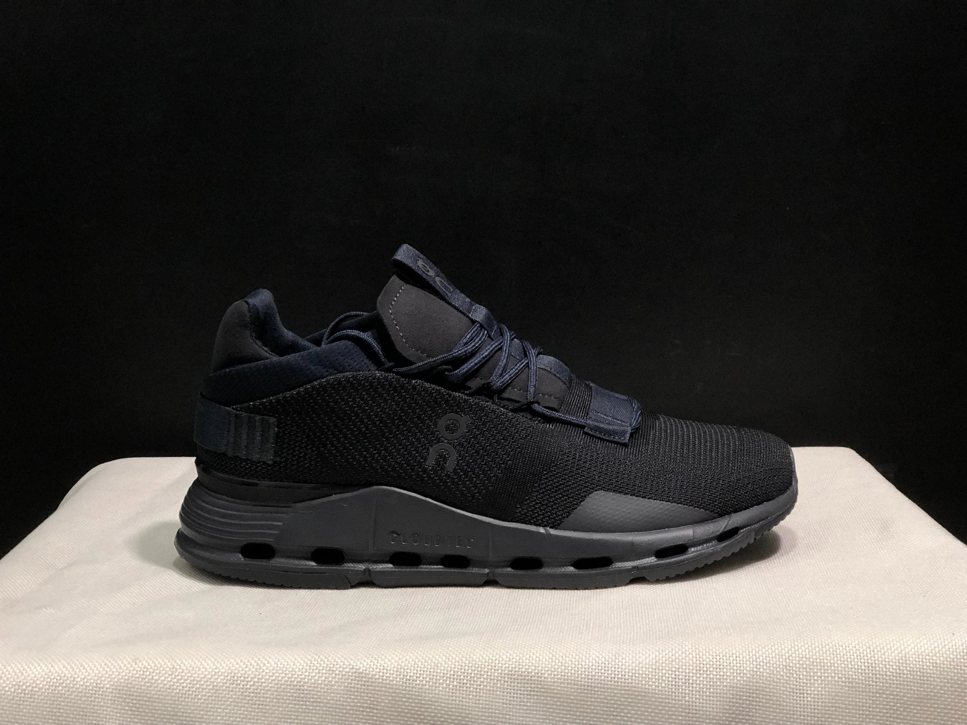 Non Restrictive Collar Padding On Cloudnova