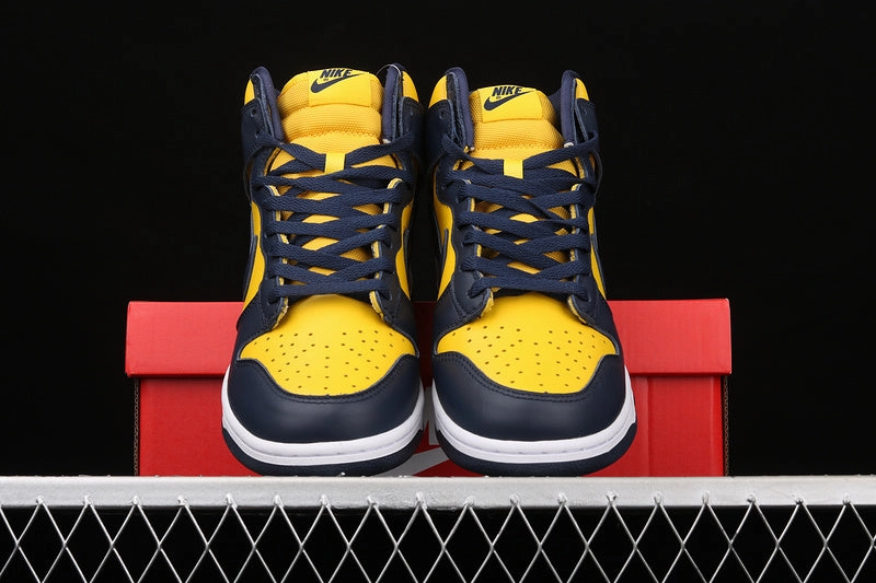 3D printed midsole Ultimate Wear SB Dunk High SP Michigan Varsity Maize Midnight Navy