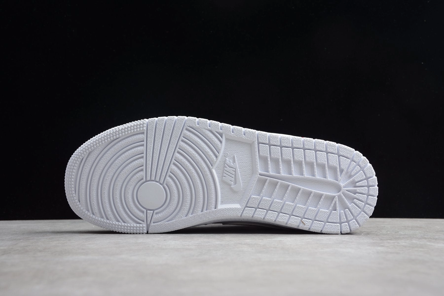 Thermal Regulating Liners Air Jordan 1 Mid SE Day of the Dead BQ6827-100