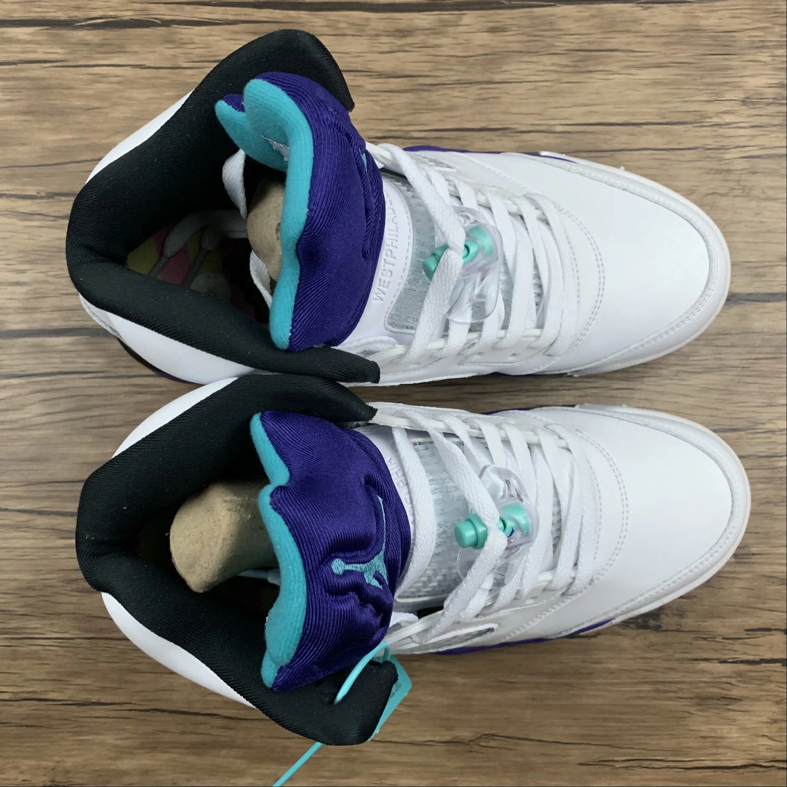 EVAOutsole Jump Lock Support Air Jordan 5 Retro NGR White New Emerald-Grape Ice  AV3919-135