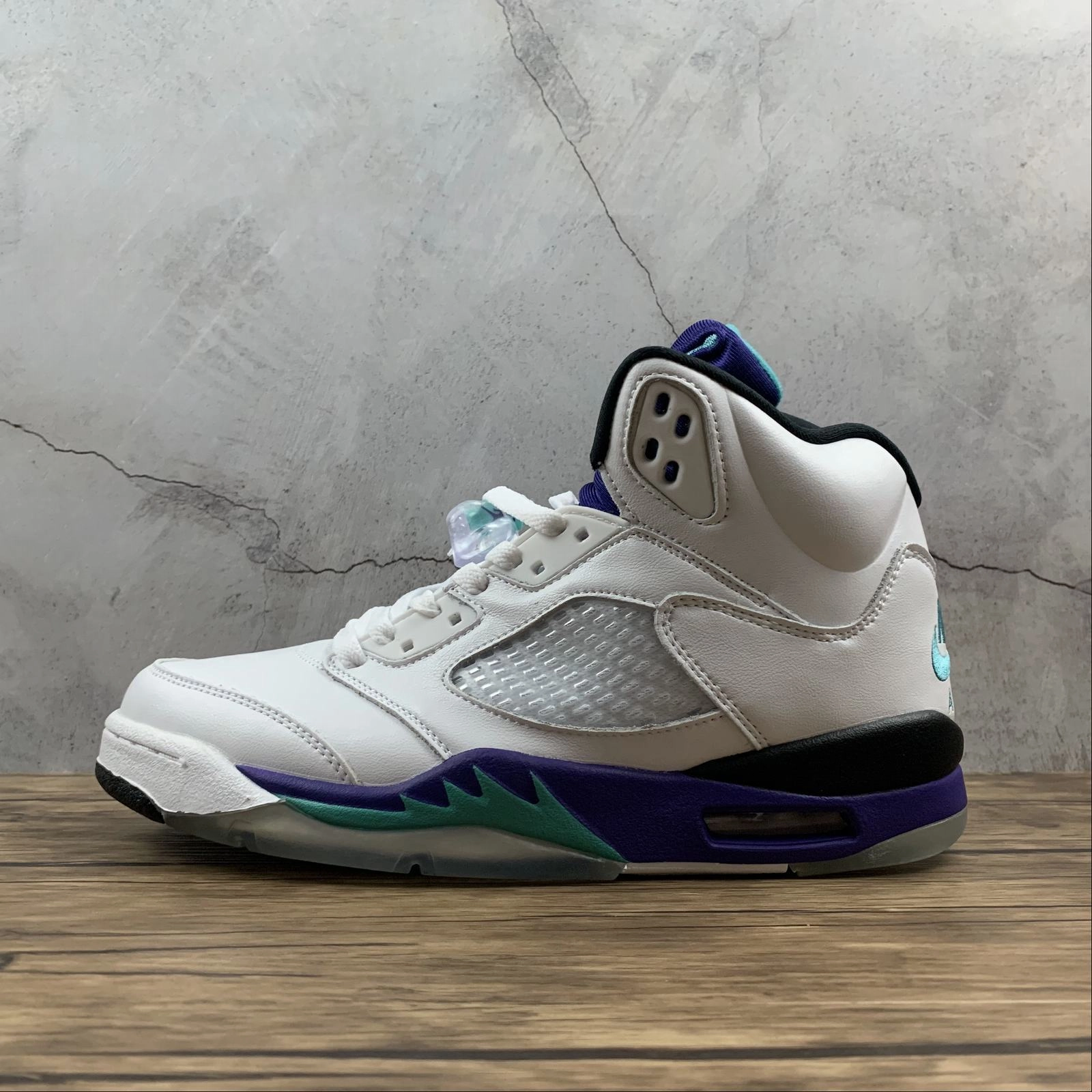 Air Jordan 5 Retro NGR White New Emerald-Grape Ice  AV3919-135 Dynamic Stability Frame
