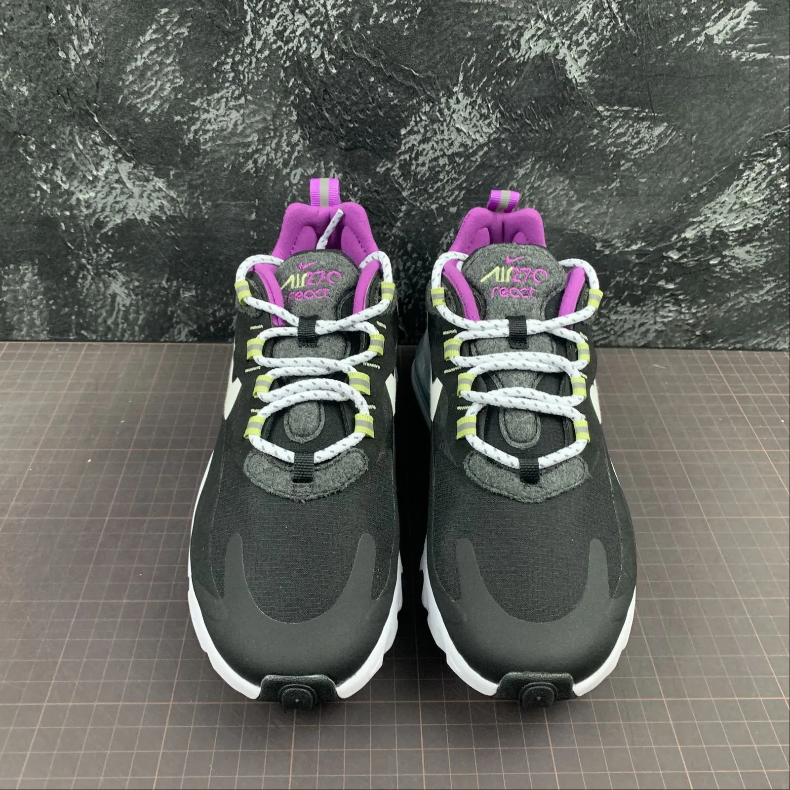 Air Max 270 React SE Black White-White-Vivid Purple CV7956-011 hook and loop closure