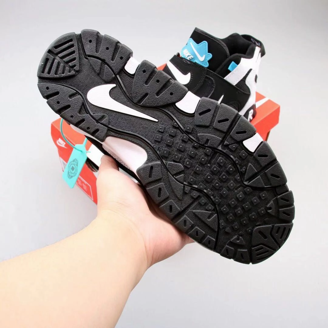 Humid Weather Running Air Barrage Mid QS Black White-Jade AT7847-001