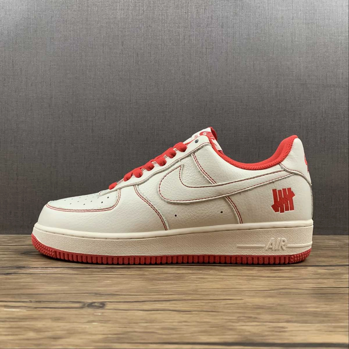 Undefeated x Air Force 1 Low Beige Red White UN1315-801 Bounce Hike Mood Lift