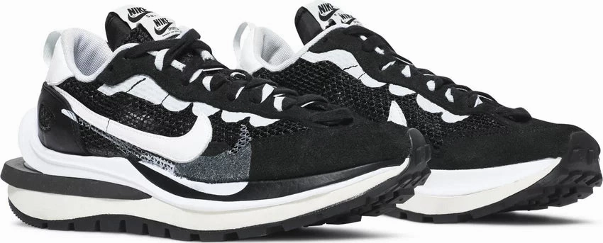 Nike Sacai VapourWaffle Black & White off - the - shelf shoes Boost Speed