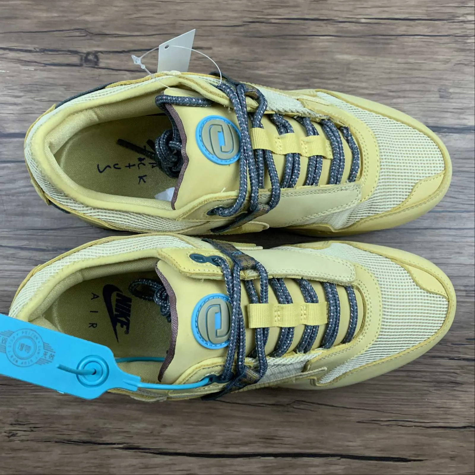 Travis Scott x Air Max 1 Wheat Cactus Jack Saturn Gold DO9392-700 multi - surface shoes for marathons