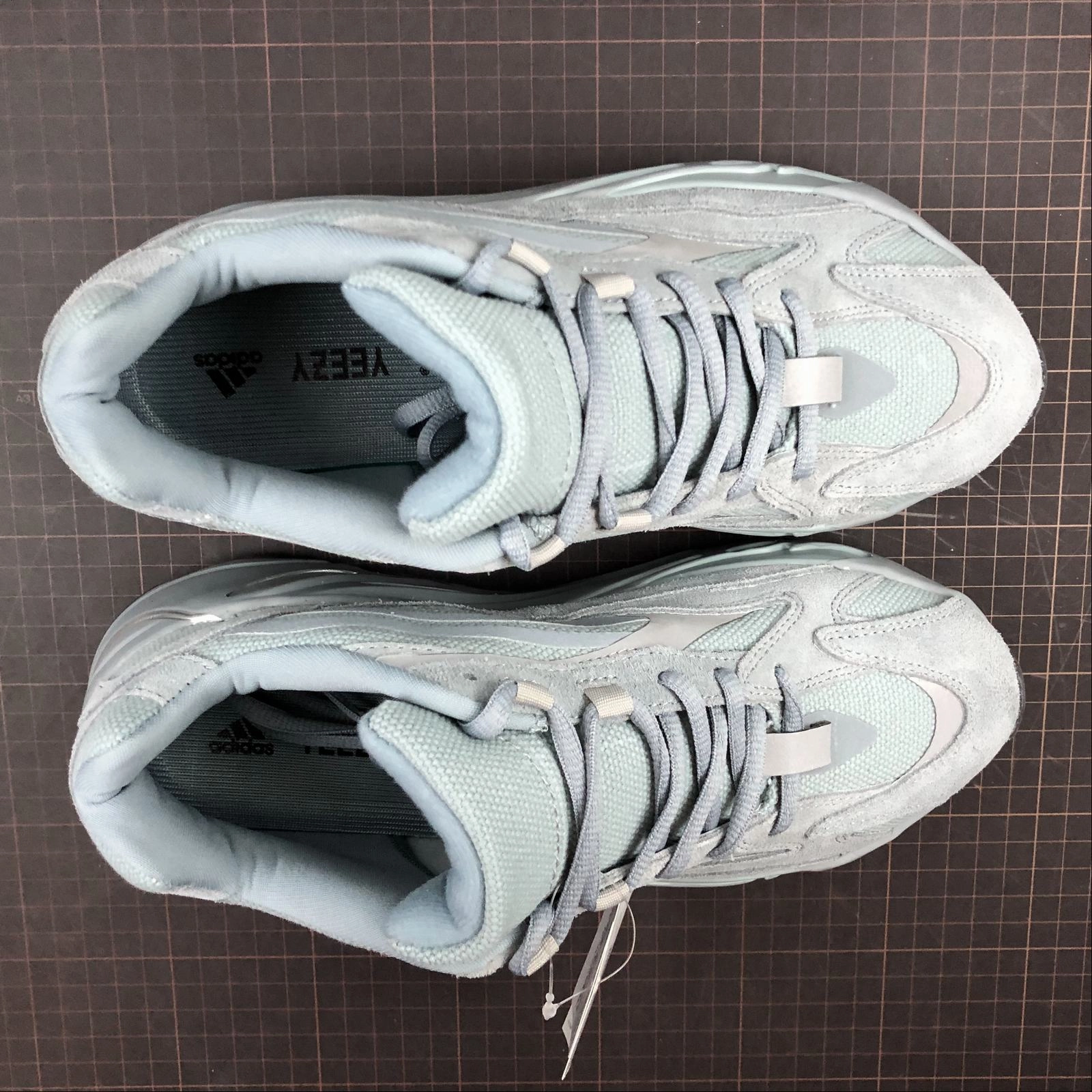 Adidas Yeezy Boost 700 V2 Hosblu FV8424 buckles Lace Up Style
