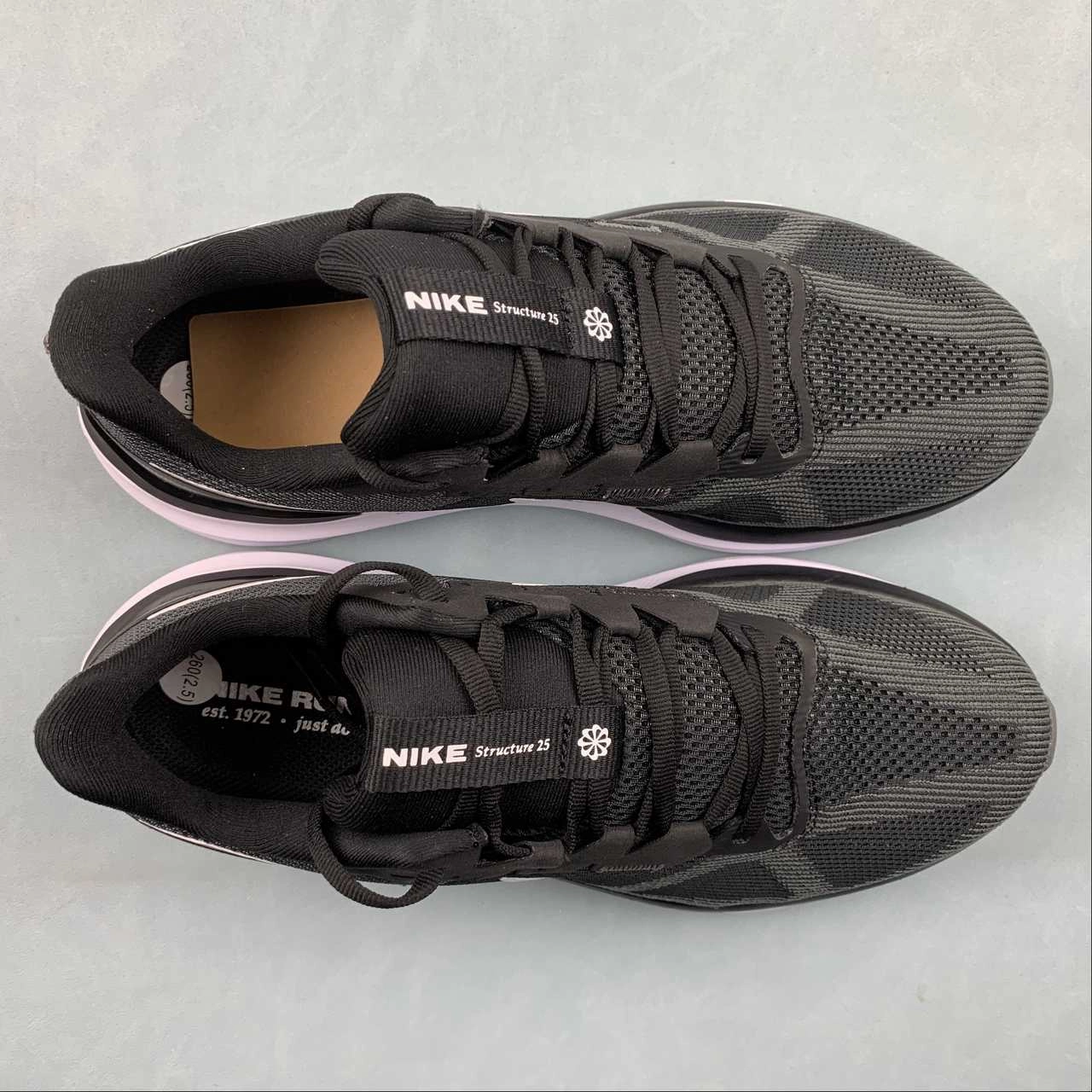 Comfort footbed Shock Ease Air Zoom Structure 25 Black Iron Gray White DJ7883-002