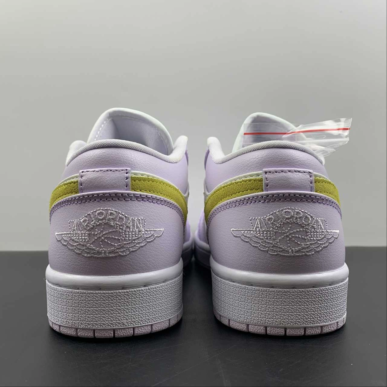 Air Jordan 1 Low Barely Grape White Lemon Wash DC0774-501 Flexible Sole Unit Retro