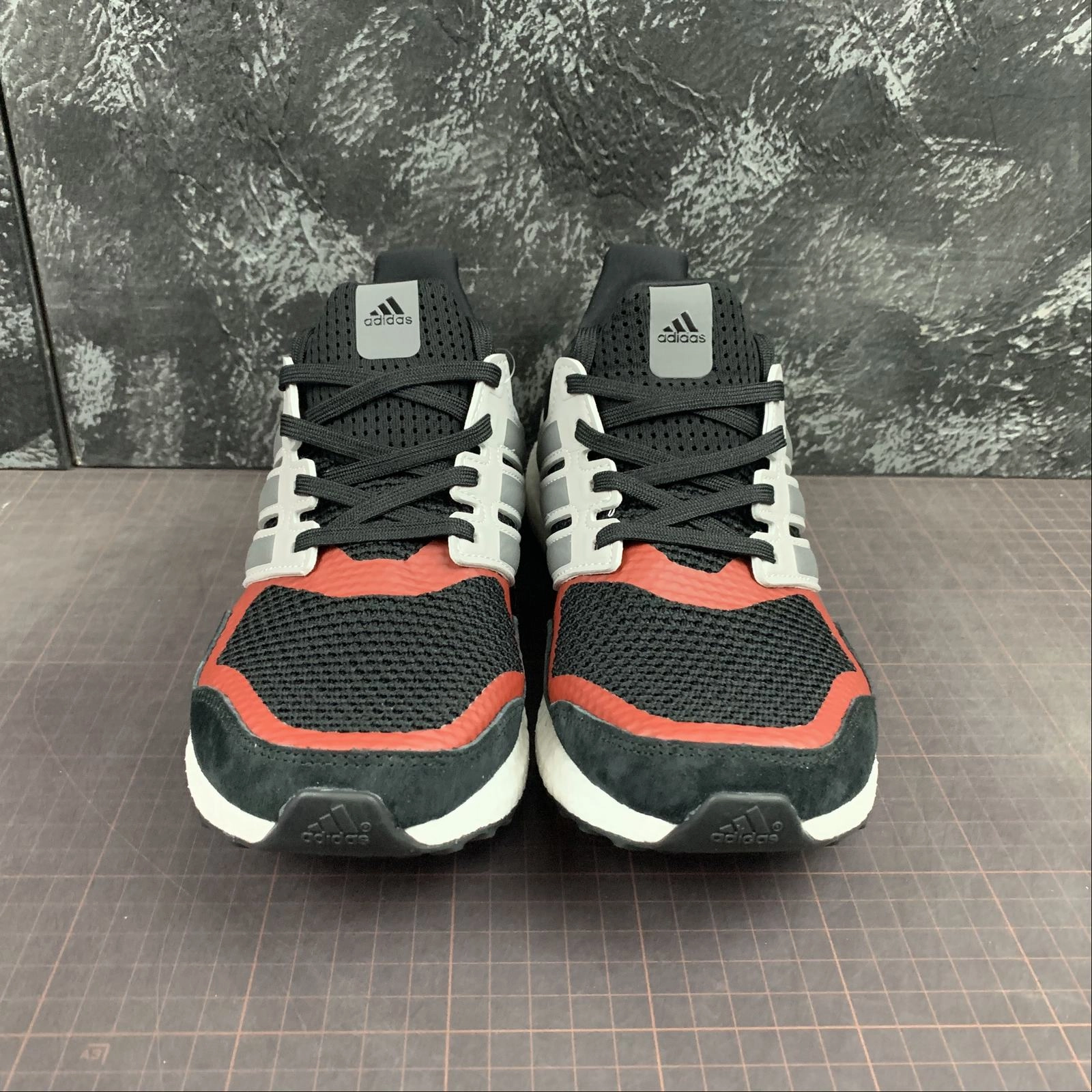 Adidas UltraBoost S&L Black Grey Red Dynamic Fit Collar Multi-Sport Design