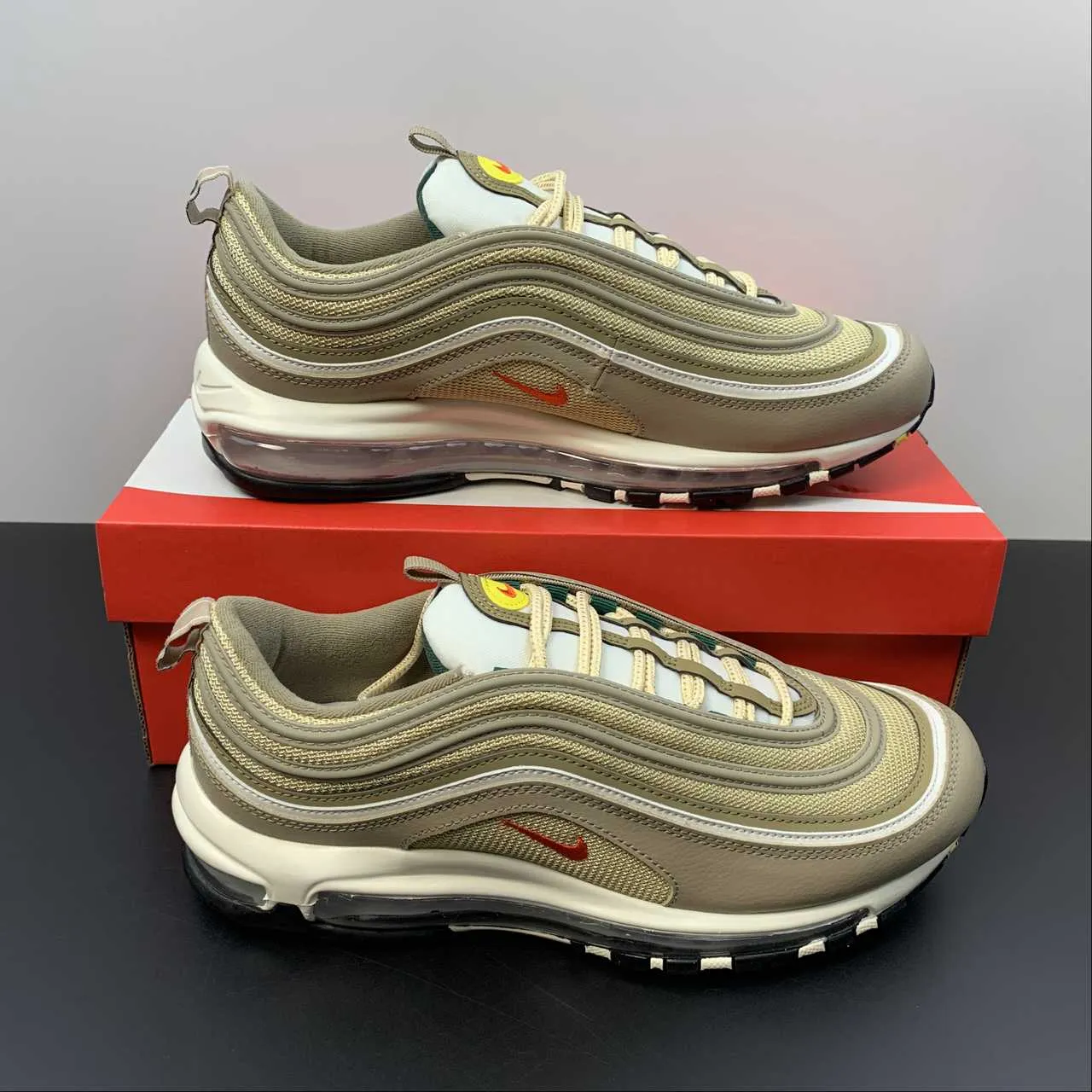 style - conscious shoes Air Max 97 Khaki Sesame Sail Picante Red FD0357-247