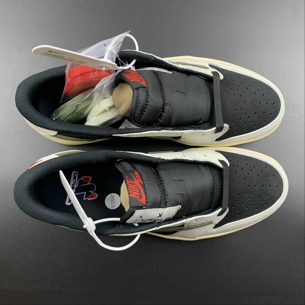 Air Jordan 1 Retro Low OG SP ??Travis Scott?? Black White Army Green DZ4137-106 Balanced Step Cool Touch