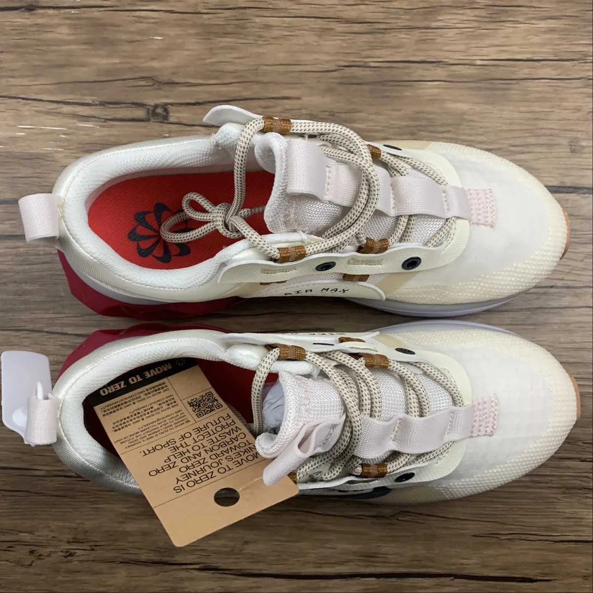 Air Max 2021 Phantom Gypsy Rose Light Bone Thunder Blue DC9478 001 running in a trail race shoes