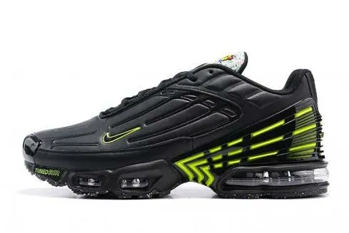 Air Max Plus 3 Leather Black Green CX6716-003 running on soft surface rigid sole shoes