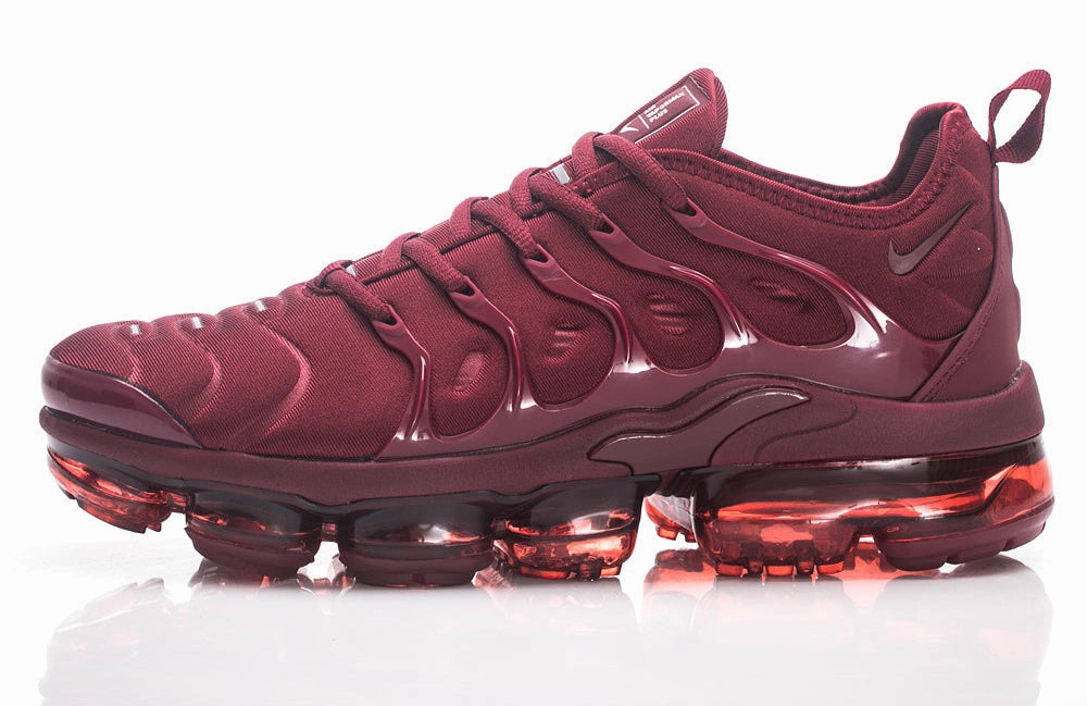Durable tread Nike Air Vapormax Plus VM