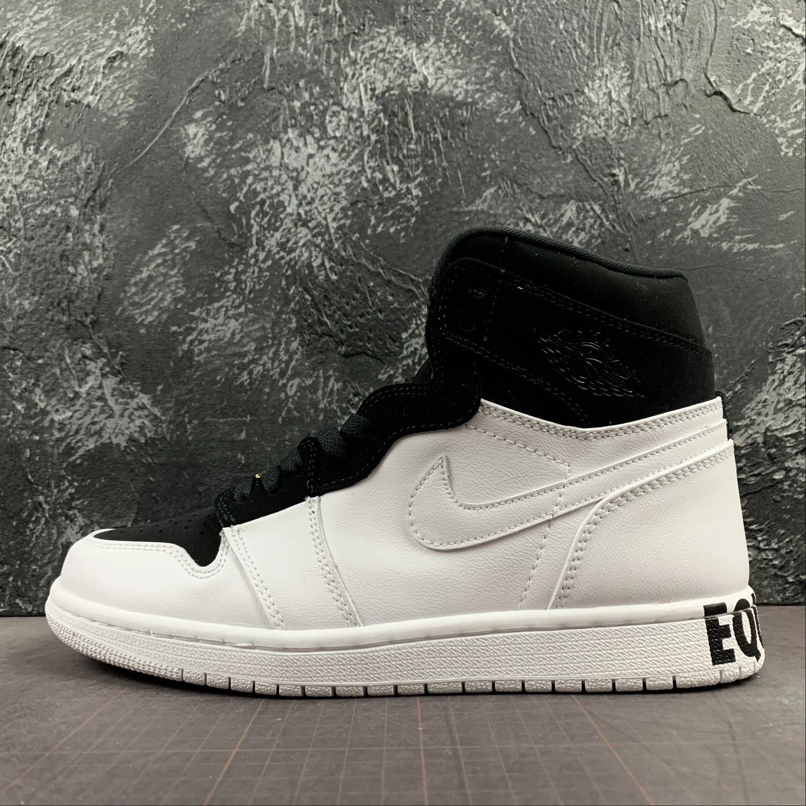 Comfortable Soles Flex Zone Design Air Jordan 1 Retro HI Equality AQ7474-001