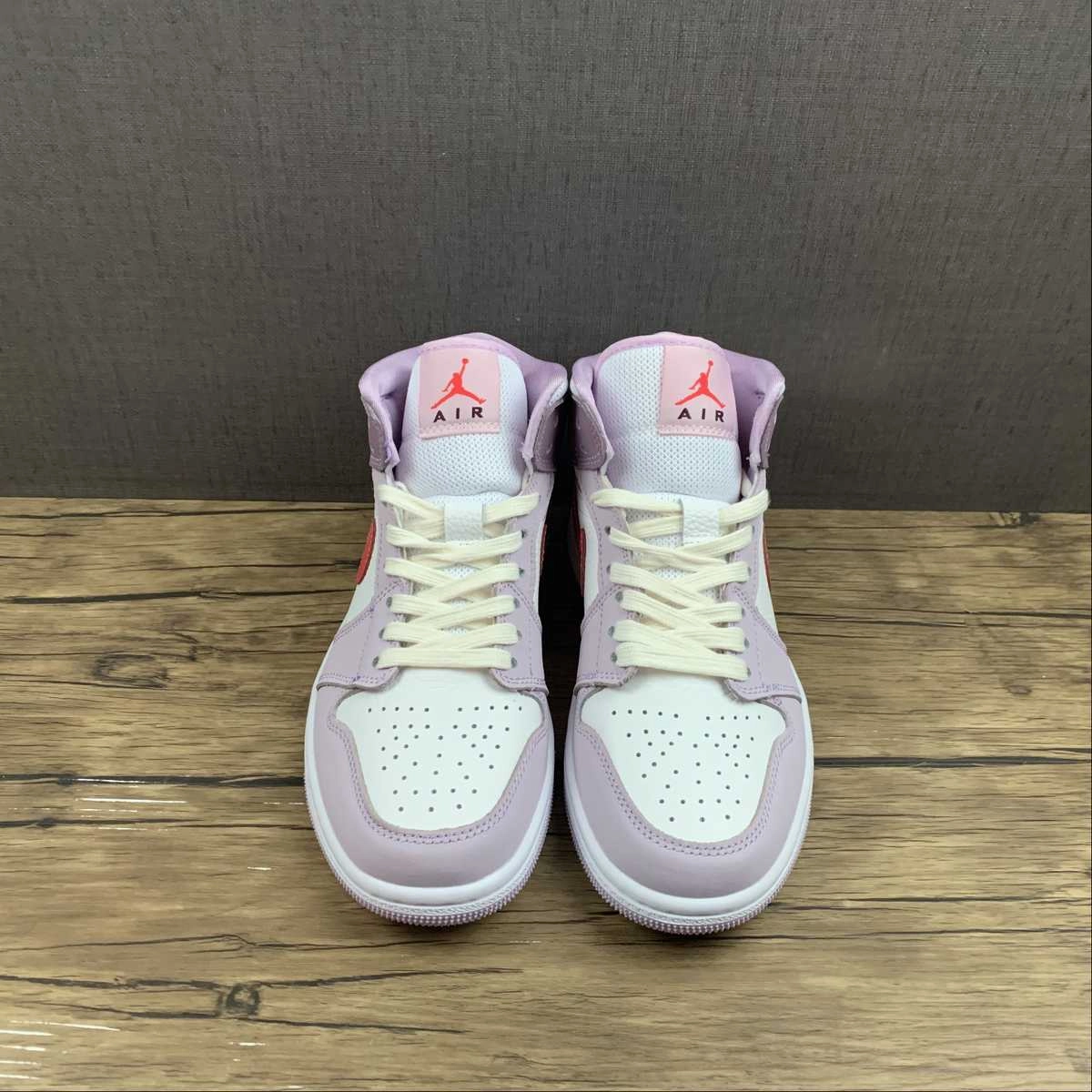 LightweightSole Cushion Boost Air Jordan 1 Mid Iris Whisper Siren Red