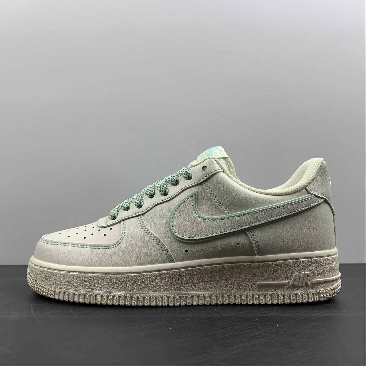 Air Force 1 07 Low Beige Moon 315122 707 Subtle Look