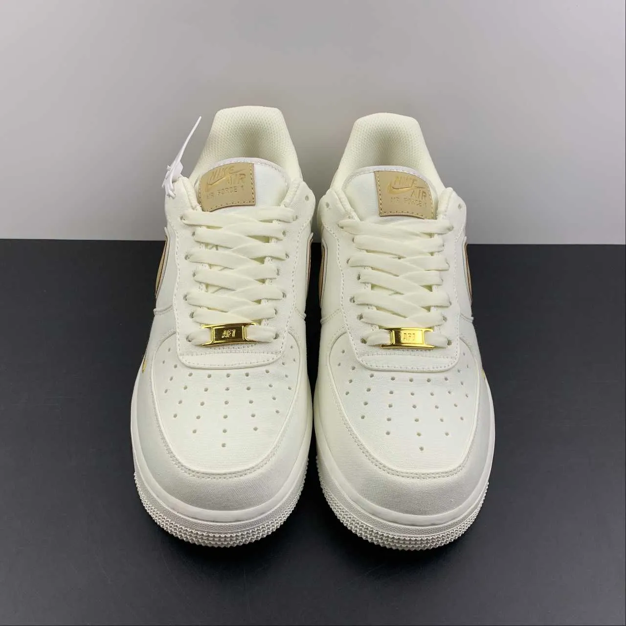 Compact Air Force 1 07 Low Beige Gold MN5696-509
