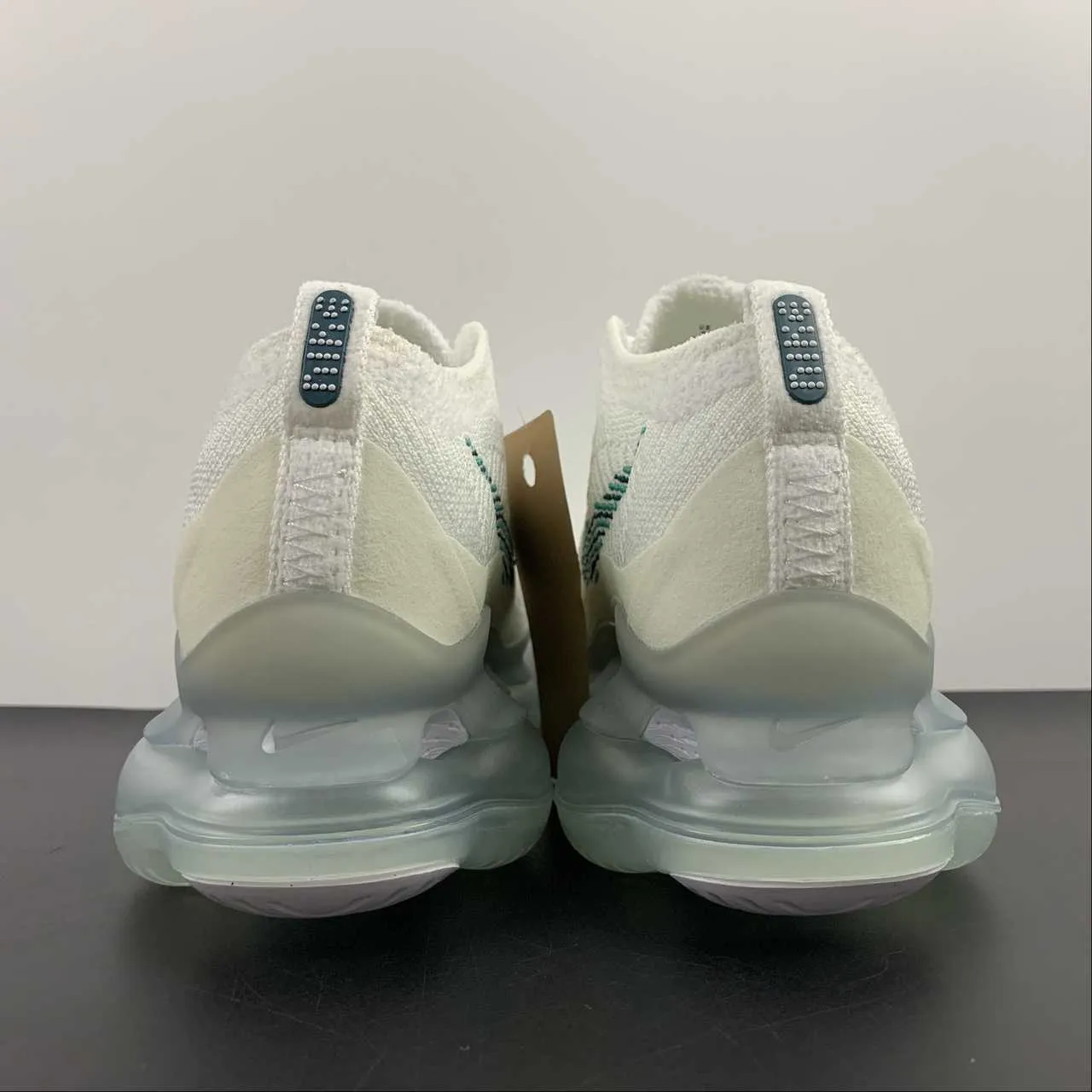 Air Max Scorpion FK White Green DJ4701-100 running in humid weather shoes