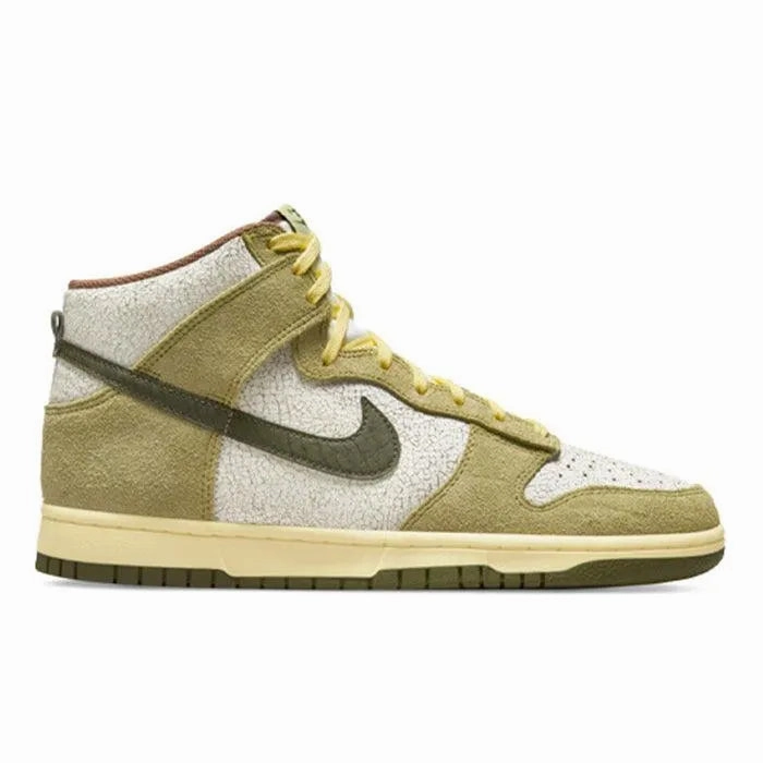 Fashion-Forward Look Hook And Loop Nike Dunk High Re-Raw