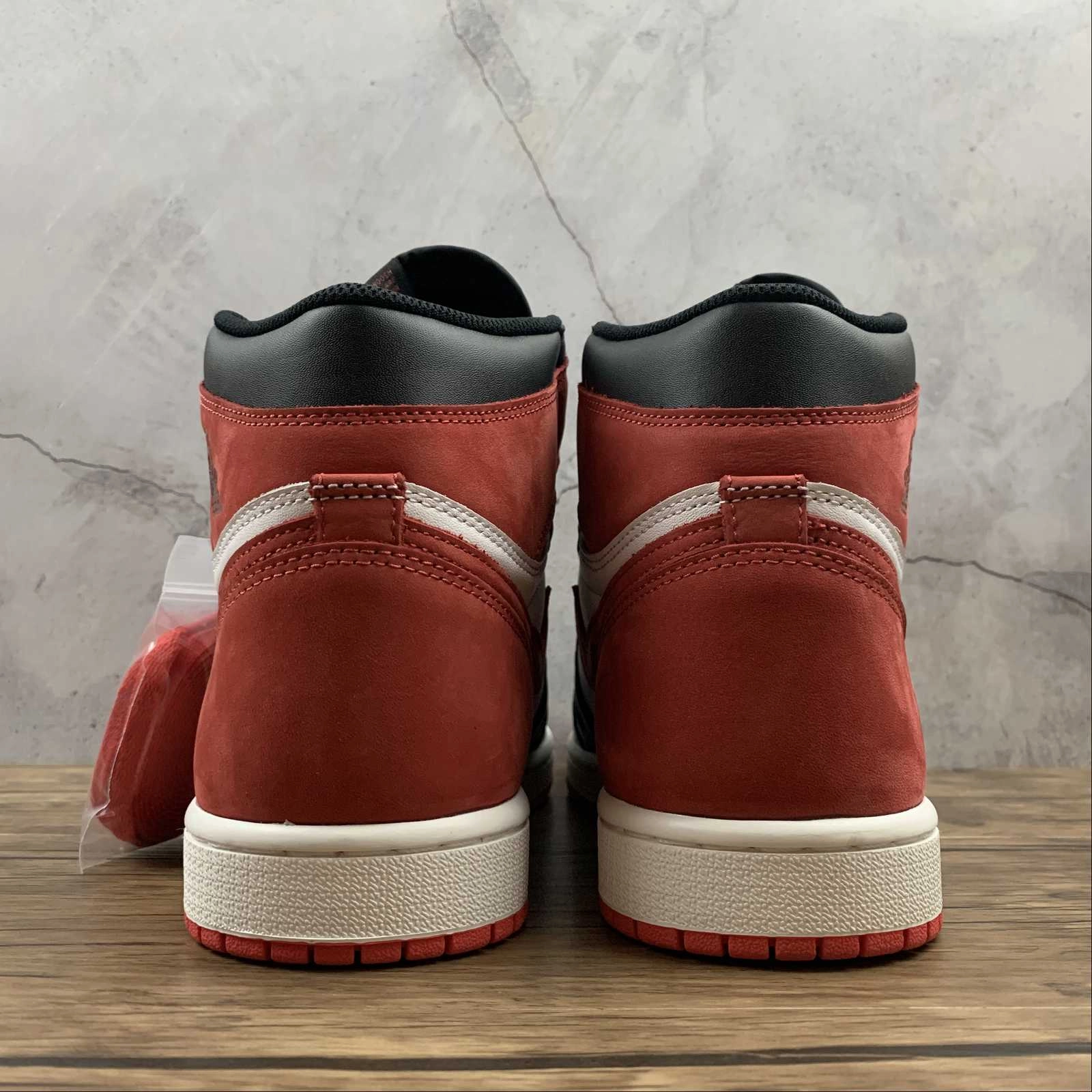 Max Grip Durable Upper Material Air Jordan 1 Retro High OG Summit White Track Red-Black (2021) 555088-112