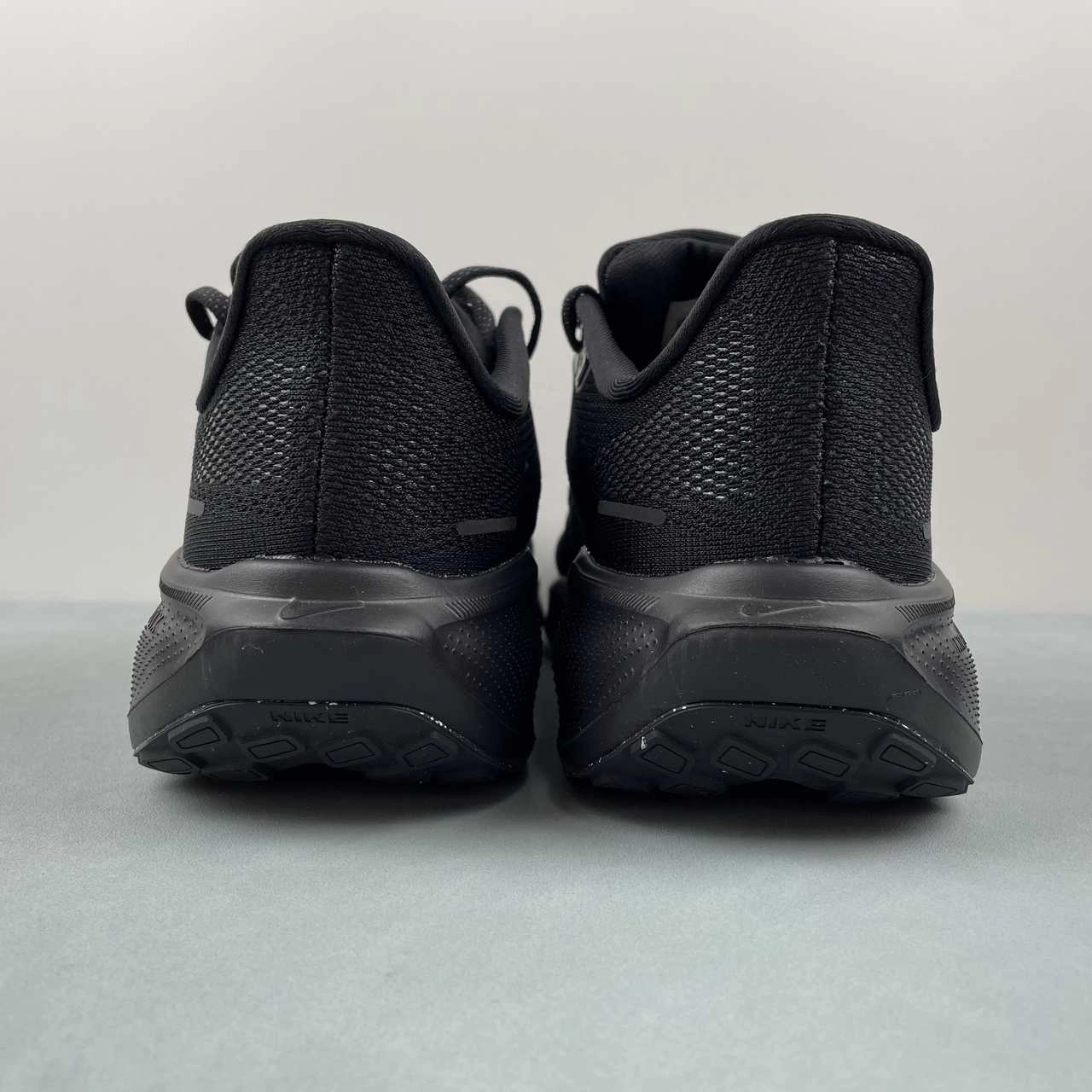 Smooth Soles Air Zoom Pegasus 41 Volt Black Anthracite FD2722-001