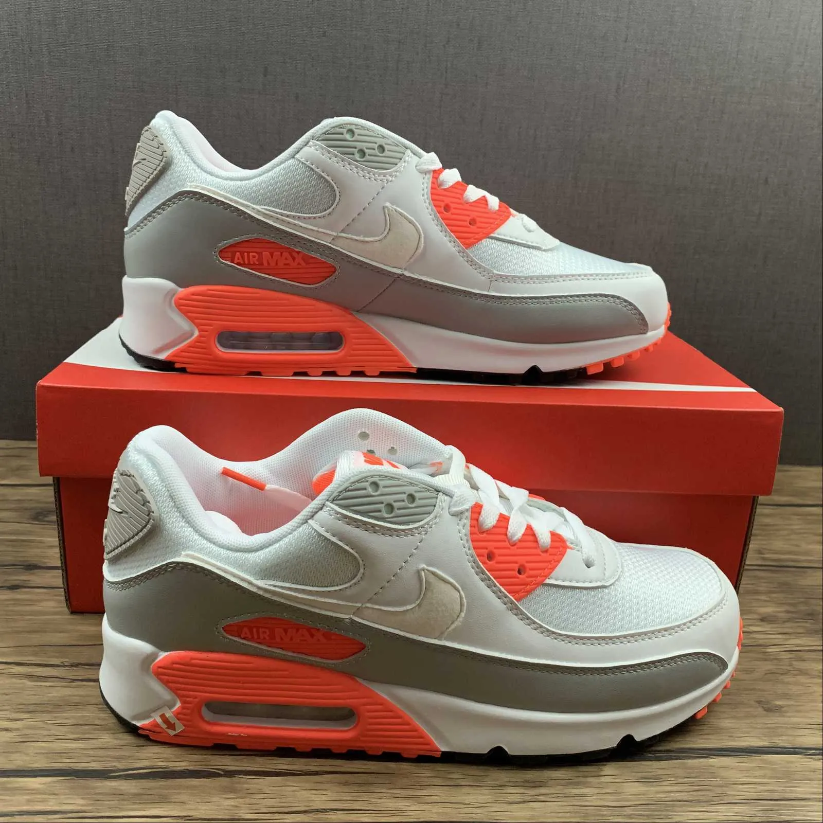 Outdoor molded footbed shoes Air Max 90 White White-Hyper Orange CT4352-103