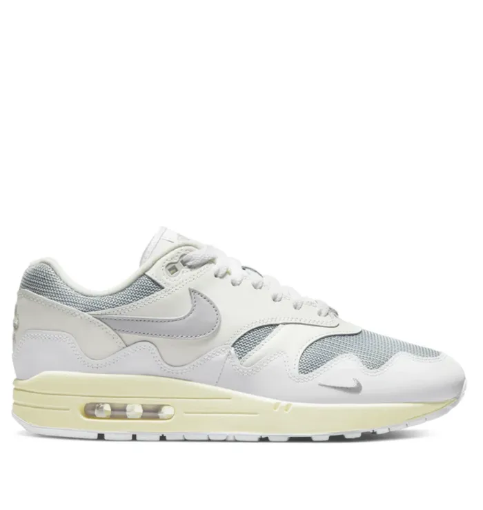 Nike x Patta Air Max 1 Waves Summit White Secure Traction Foggy Weather Running