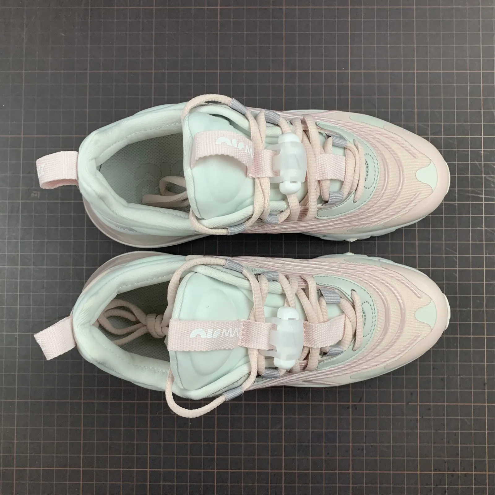 Air Max 270 React ENG Photon Dust CK2595 001 cushioned synthetic shoes