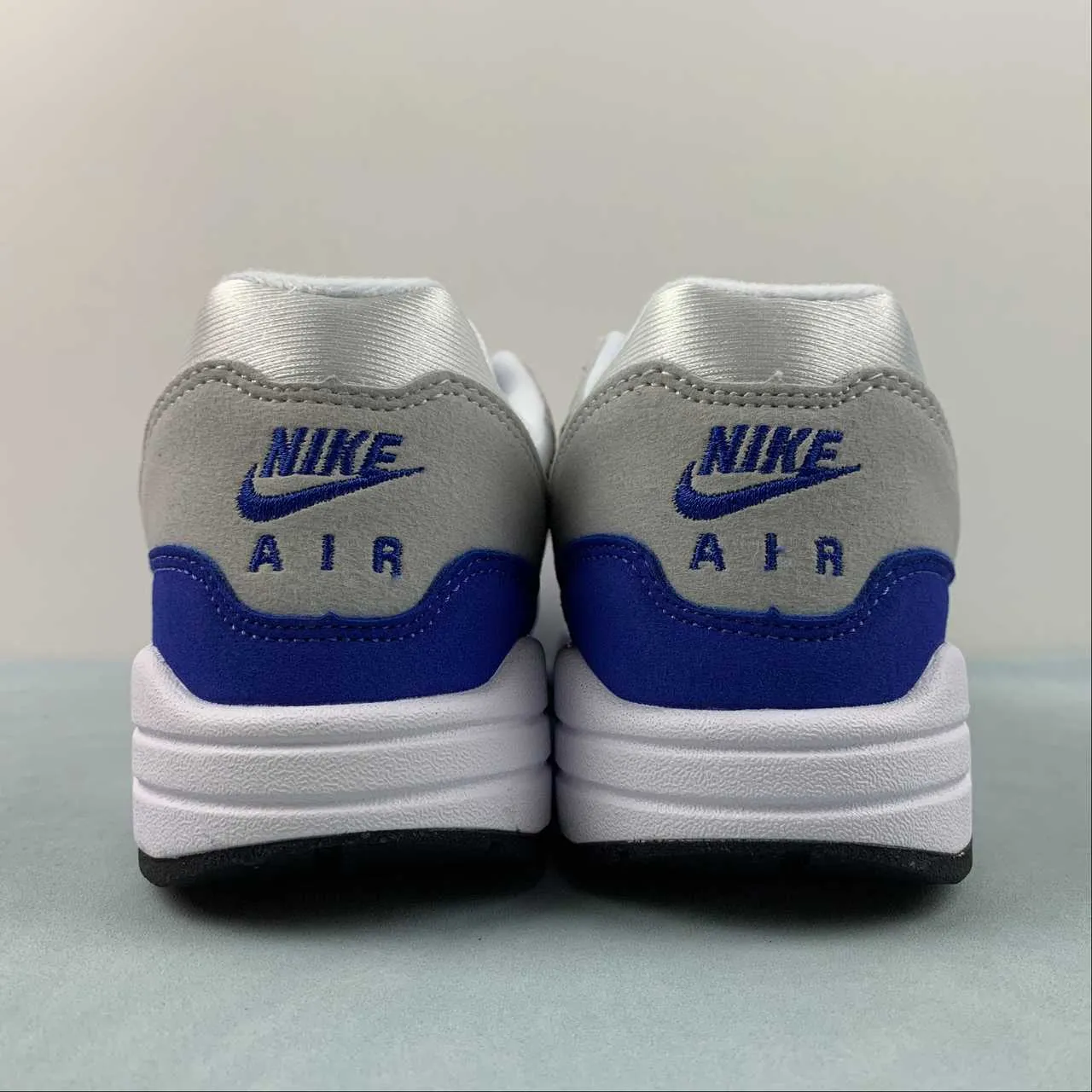 Arch contour machine - washable running option Air Max 1 Anniversary Royal Grey Game White Neutral 908375-102