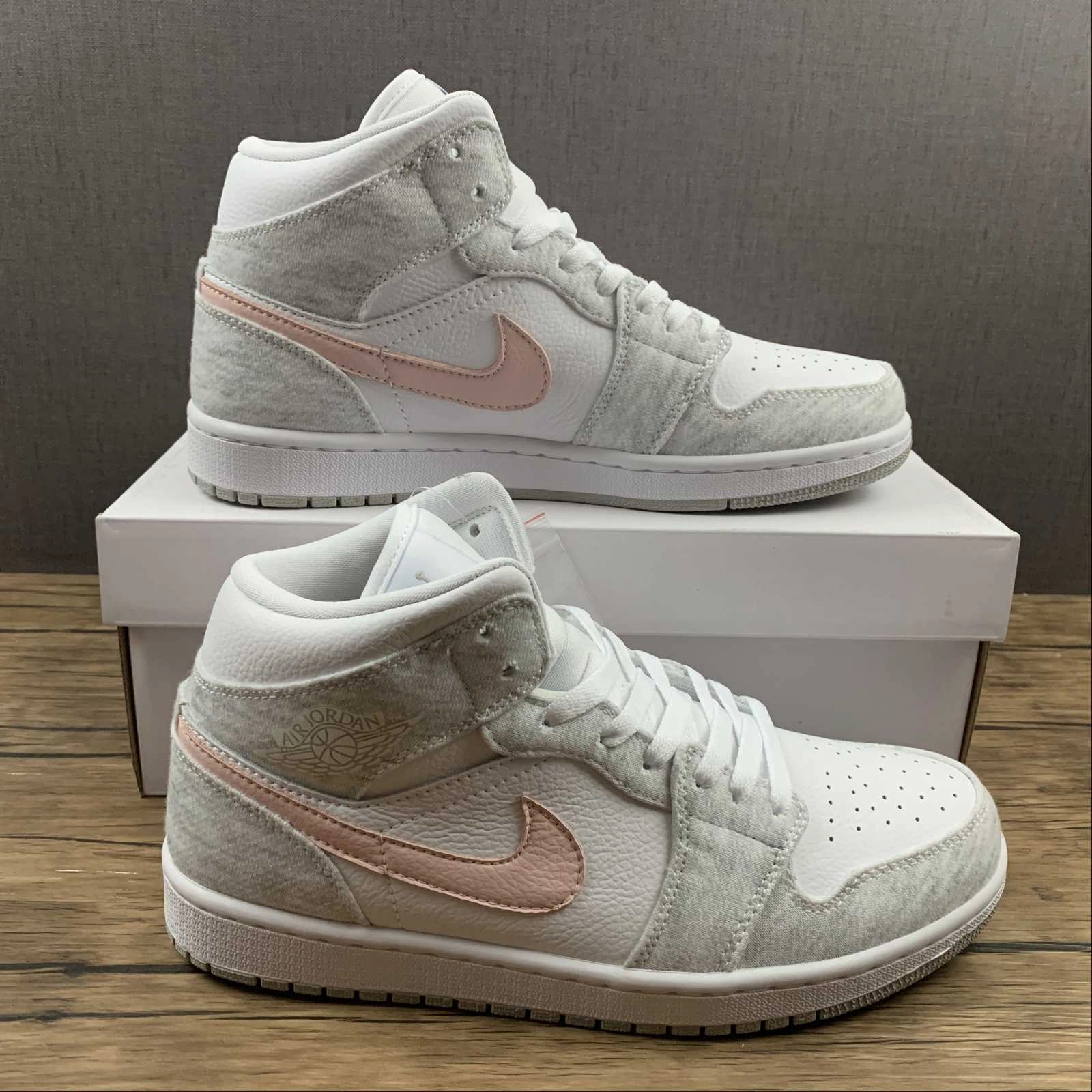 Air Jordan 1 Mid SE Light Iron Ore Atmosphere-White (2021)DN4045-001 Distinctive Design