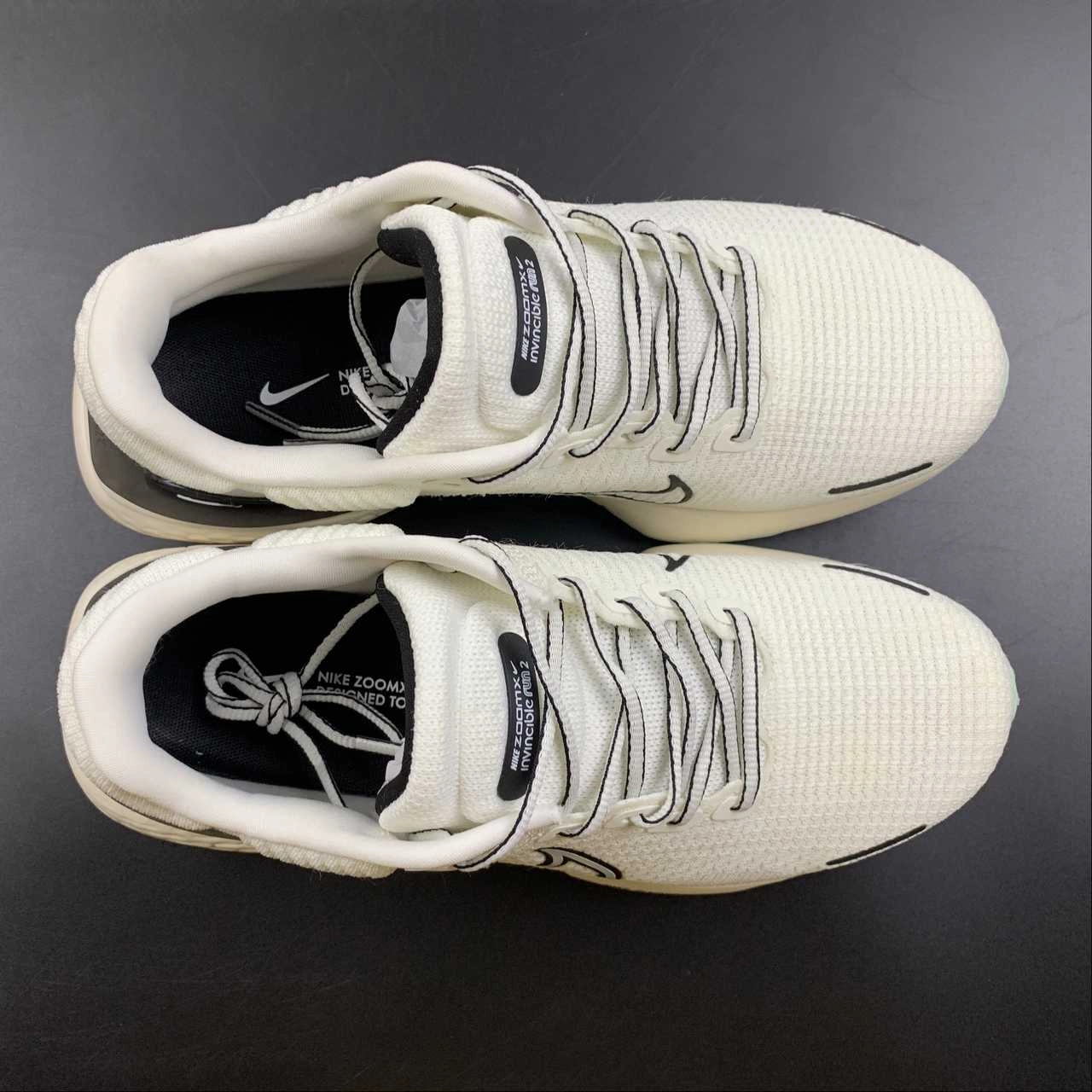 ZOOMX Invincible Run FK 2 Beige Black DH5425-102 Supportive structure Lace Up Design