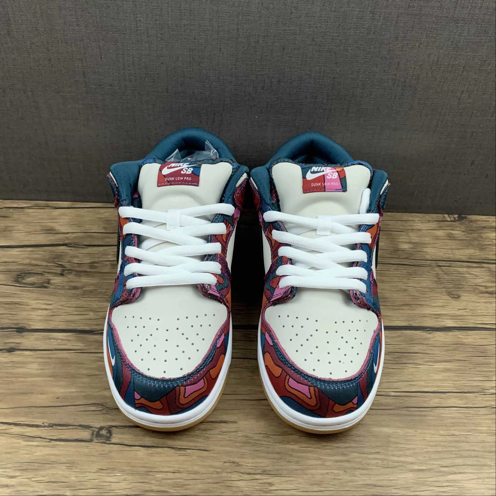 Ultra-soft fit SB Dunk Low Parra 2021 Fire Pink Gym Red Mocha Royal Blue DH7695-600