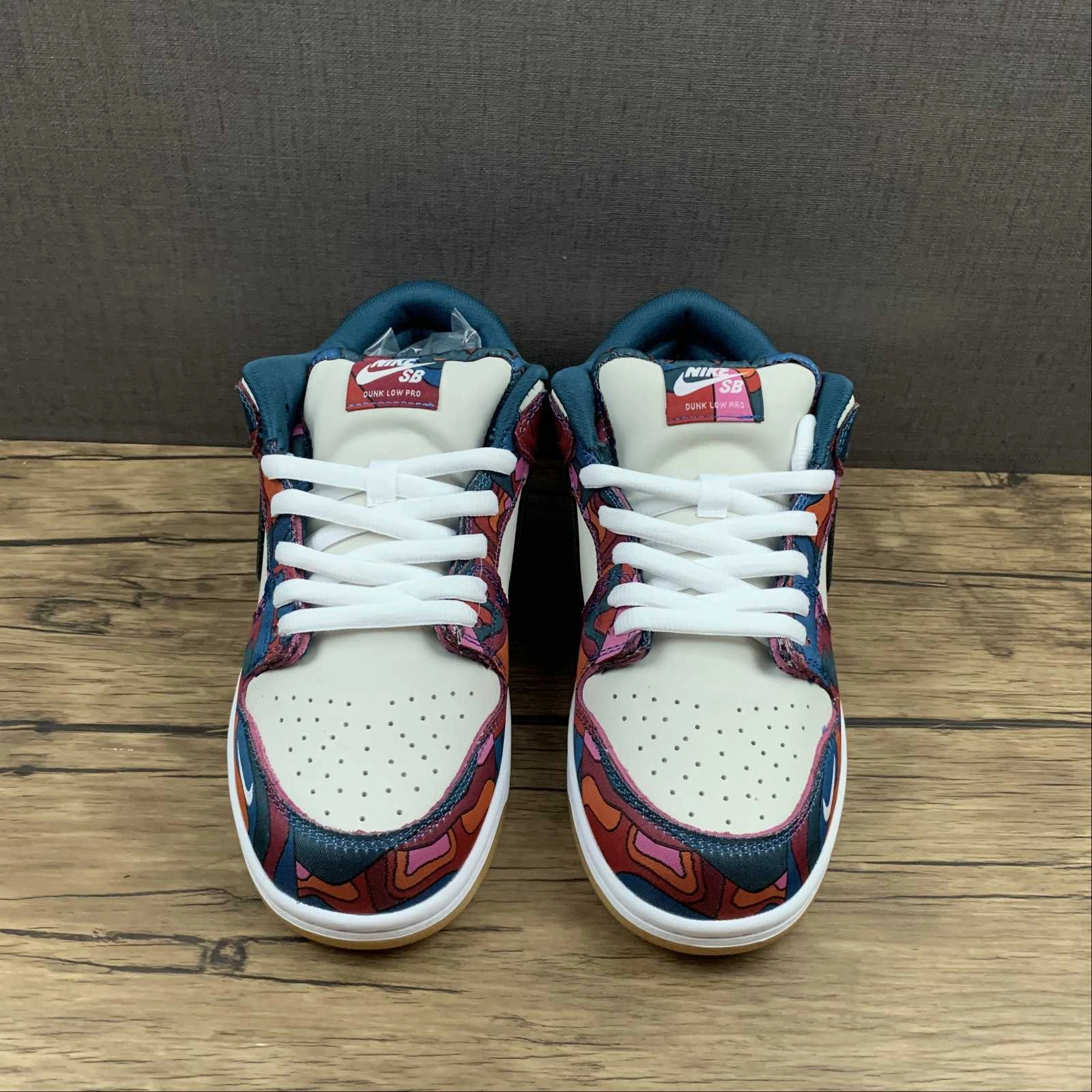 Iconic shock absorption SB Dunk Low Parra 2021 Fire Pink Gym Red Mocha Royal Blue DH7695-600