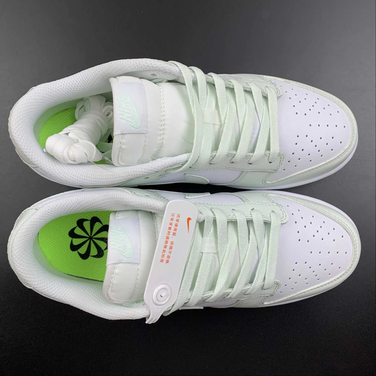 Power Stride SB Dunk Low Next Nature White Mint DN1431-102