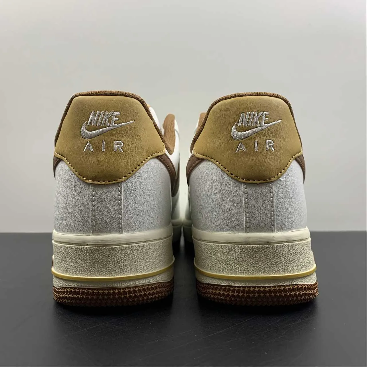 Air Force 1 07 Low Badam Brown White YY3188-103 Minimalist Stylish Appeal