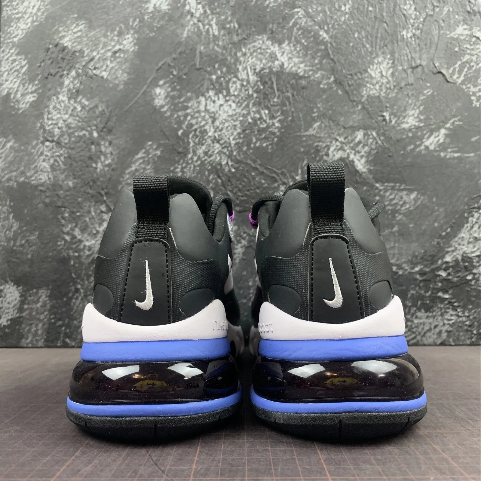 Interval training footwear new experience Air Max 270 React SE Hyper Blue White BV3387-400