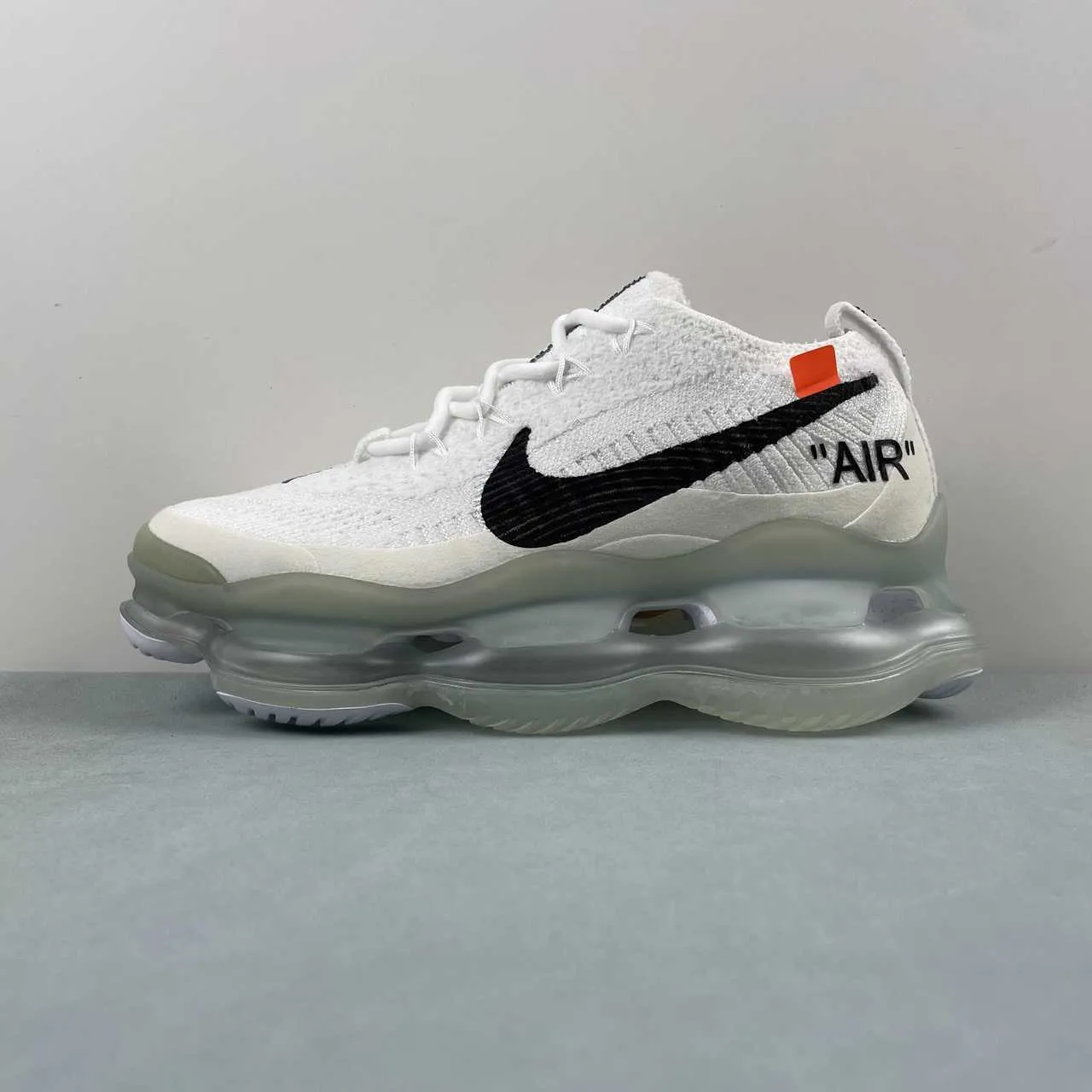 reflective running shoes Off-White x Air Max Scorpion FK White Black DJ4701-100
