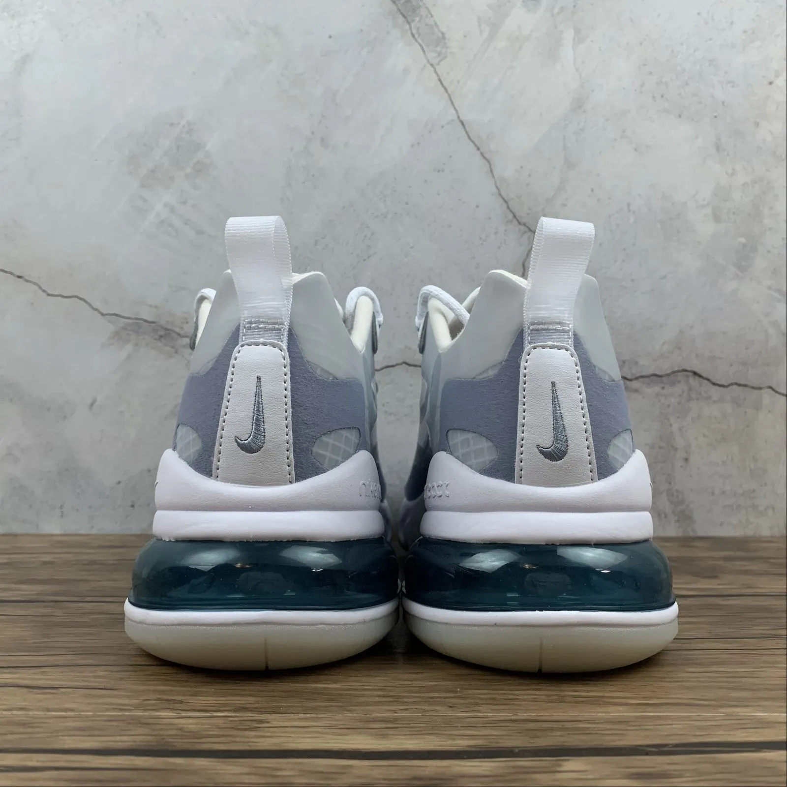 Air Max 270 React SE White White-Pure Platinum CT1265-100 rural running shoe operation