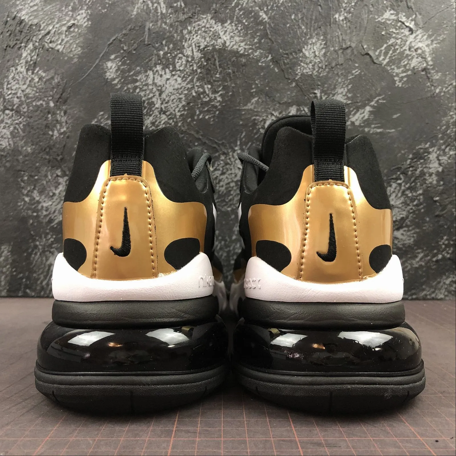 Secure Comfort Air Max 270 React Black Gold AO4971-005