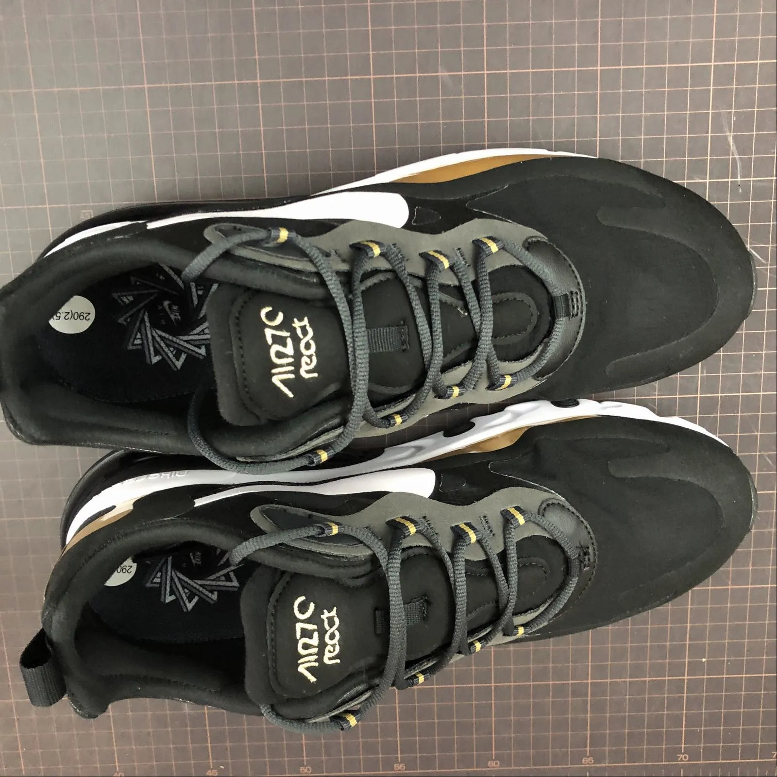 Air Max 270 React Black Gold AO4971-005 10K