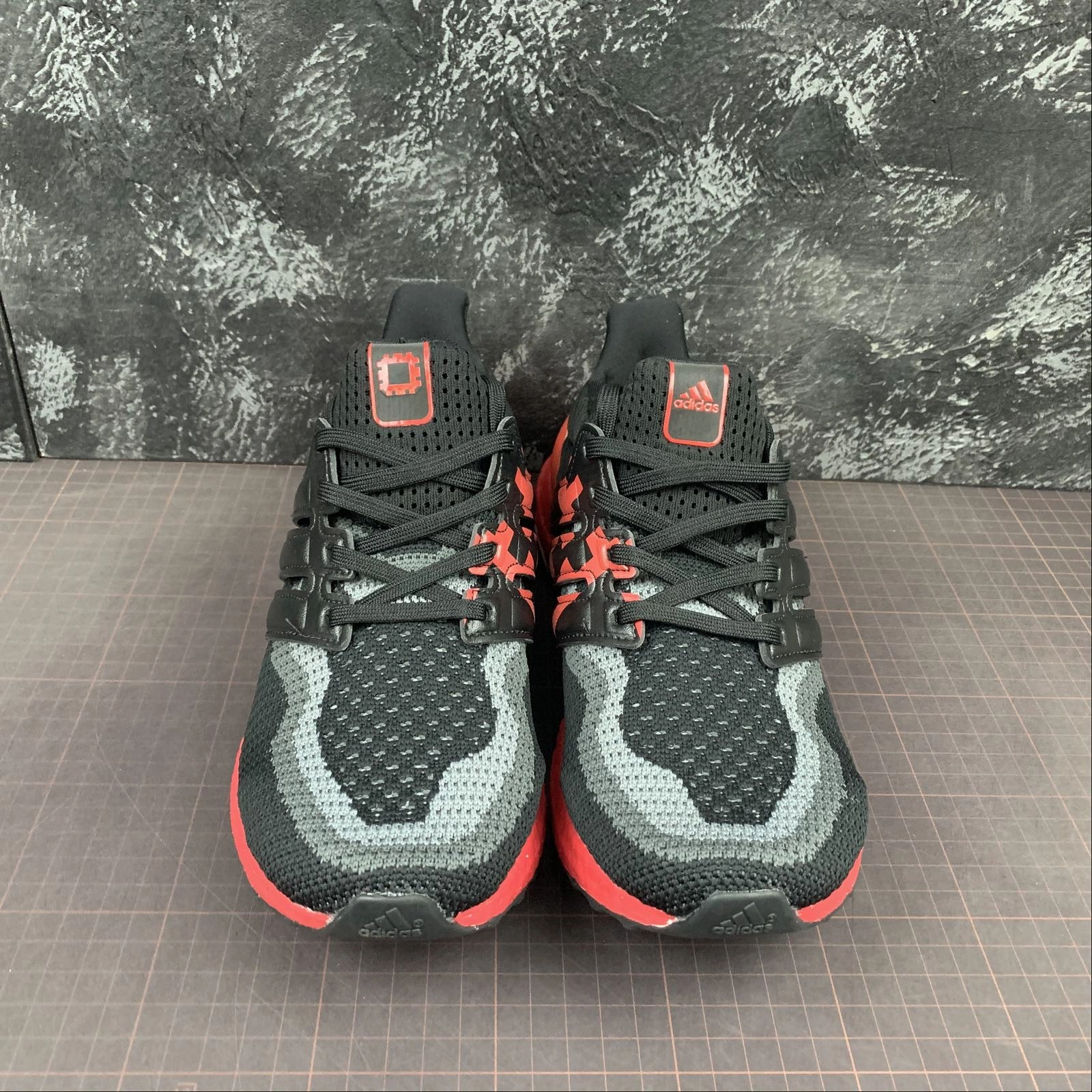 Relax Vibe Adidas UltraBoost 2.0 Xi??an