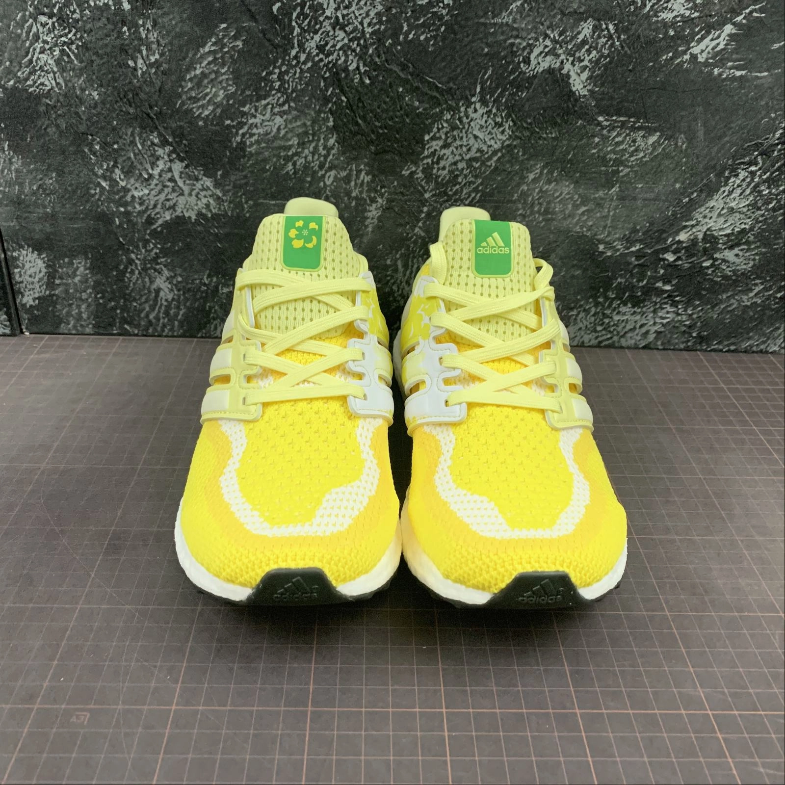 Adidas UltraBoost 2.0 Hangzhou Built-in wear