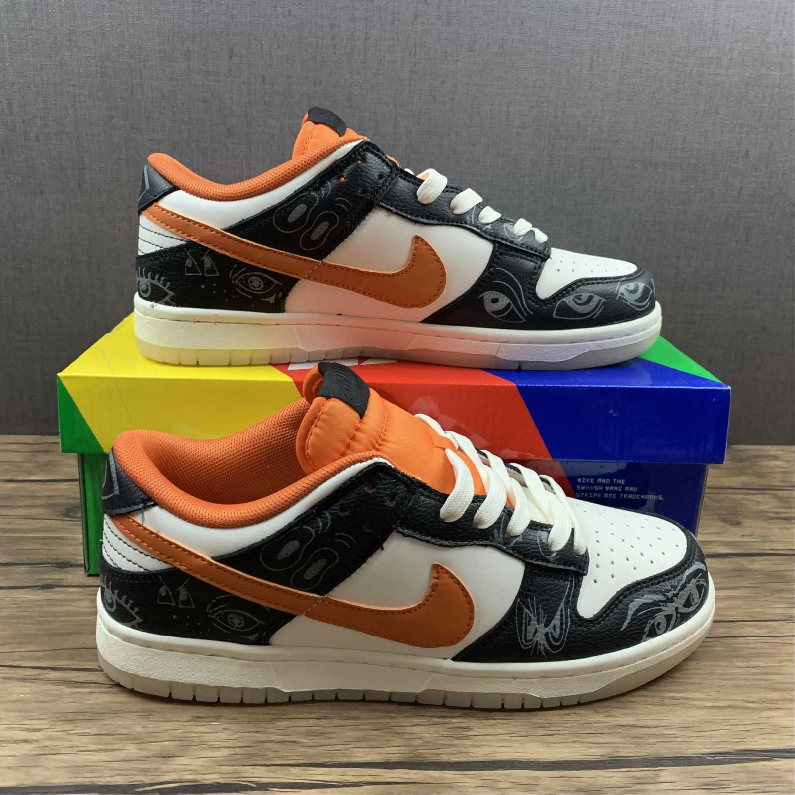 SB Dunk Low PRM Halloween Sail Starfish Black DD3357-100 Ultra Soft Insole Abrasion Resistant Construction