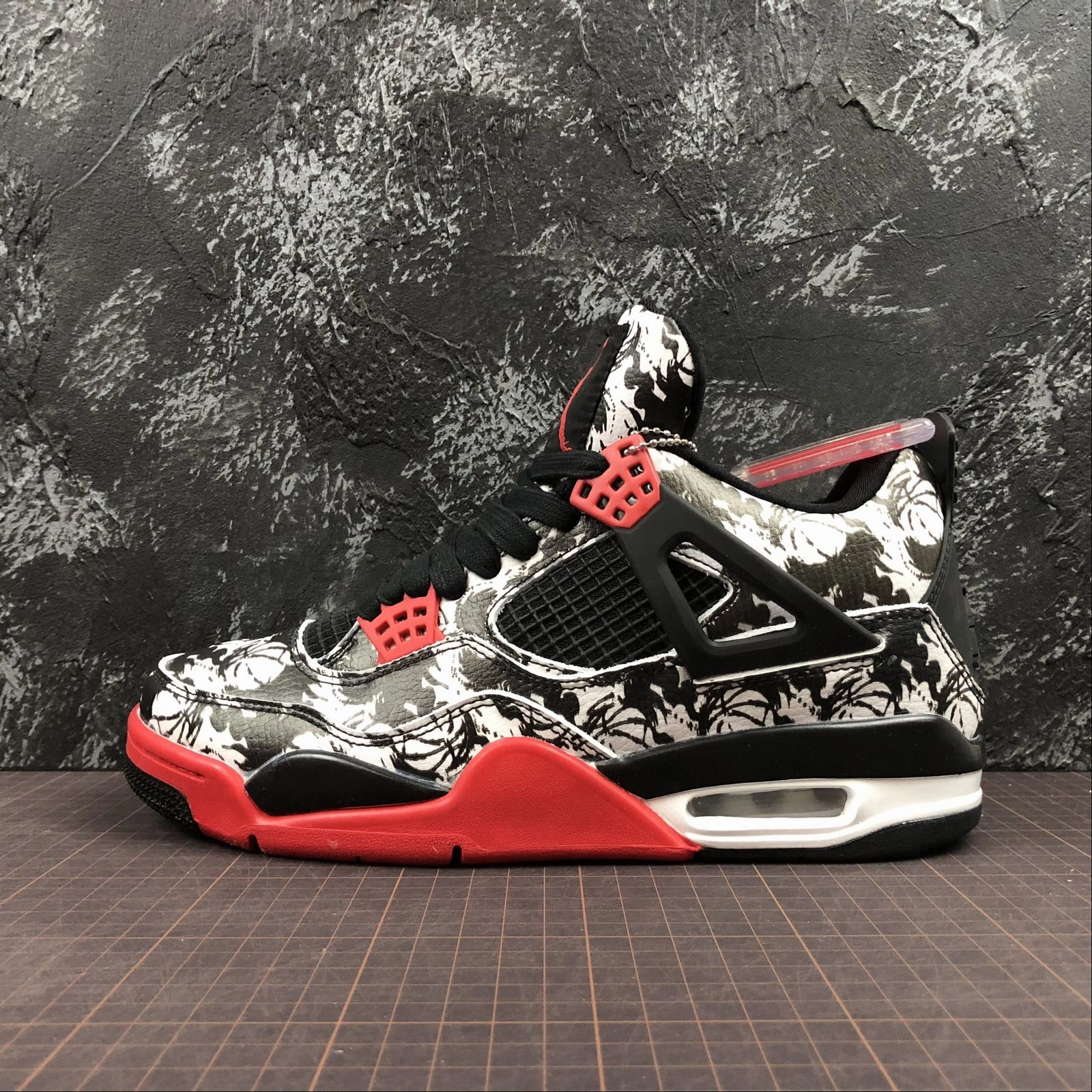 Air Jordan 4 Retro Tattoo BQ0897-006 Urban Daily Stable Landing